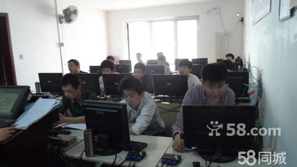 高中畢業學電腦維修，開啟技術就業新篇章